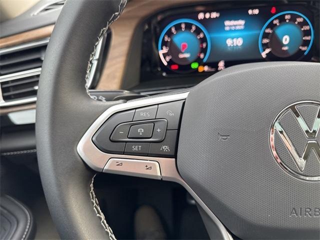 new 2025 Volkswagen Atlas car, priced at $46,362
