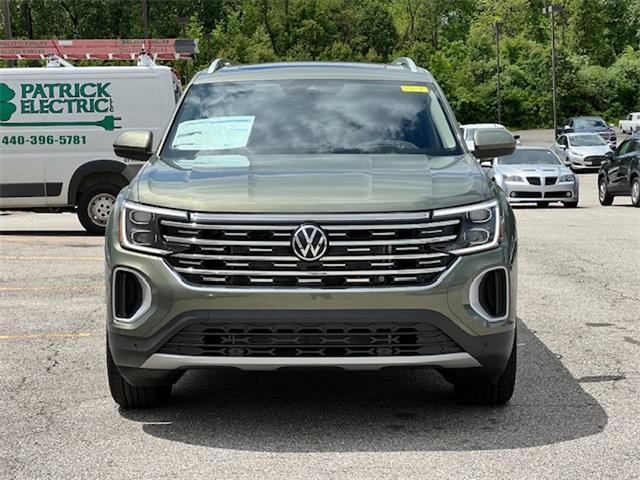new 2025 Volkswagen Atlas car, priced at $45,801