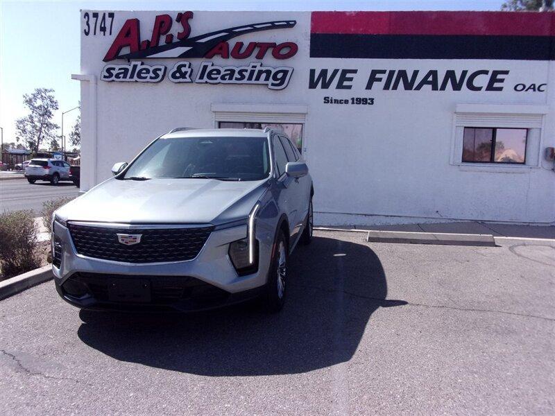 used 2025 Cadillac XT4 car, priced at $43,997
