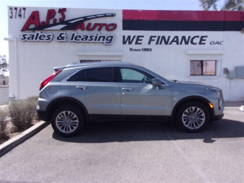 used 2025 Cadillac XT4 car, priced at $43,997