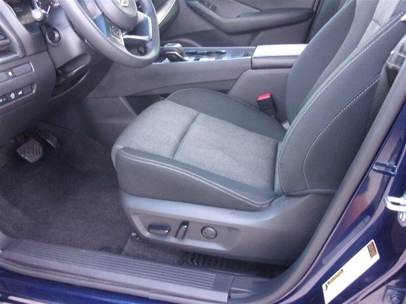 used 2024 Nissan Rogue car, priced at $21,997