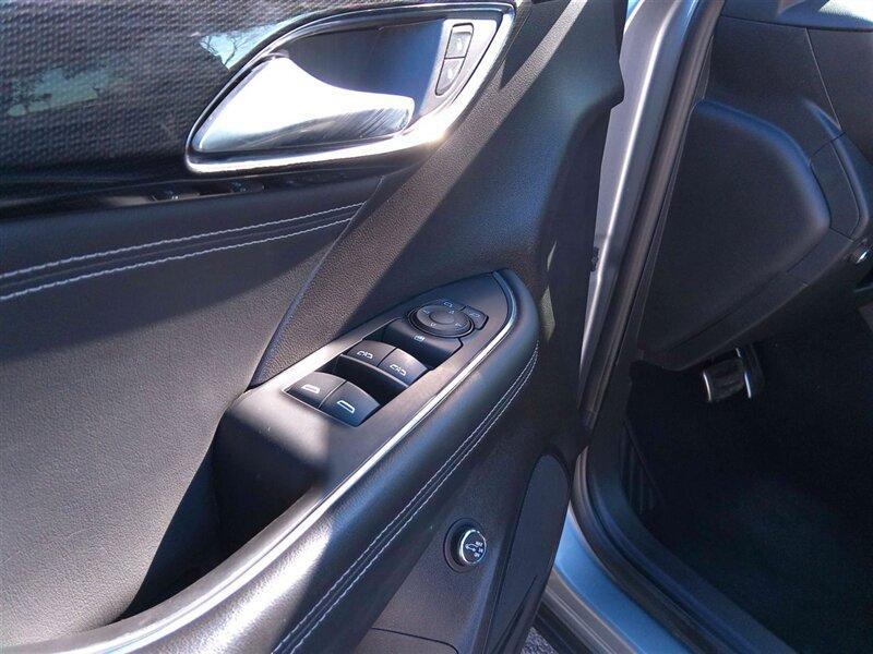 used 2023 Buick Envision car, priced at $19,997