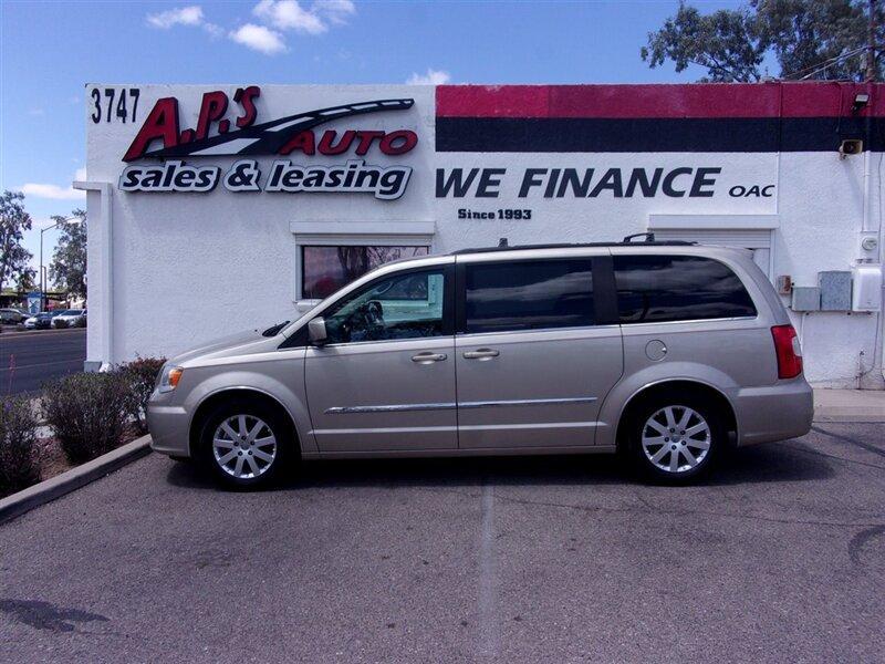 used 2014 Chrysler Town & Country car, priced at $8,997