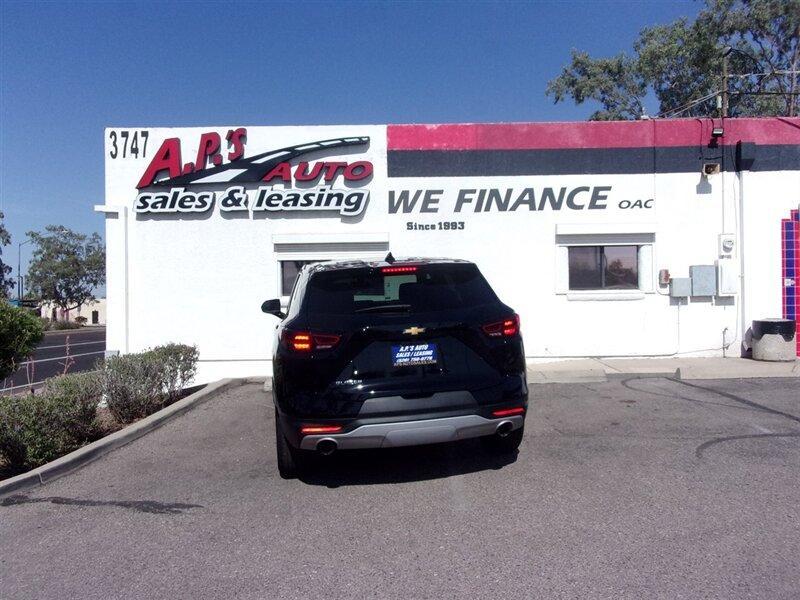 used 2025 Chevrolet Blazer car, priced at $28,997