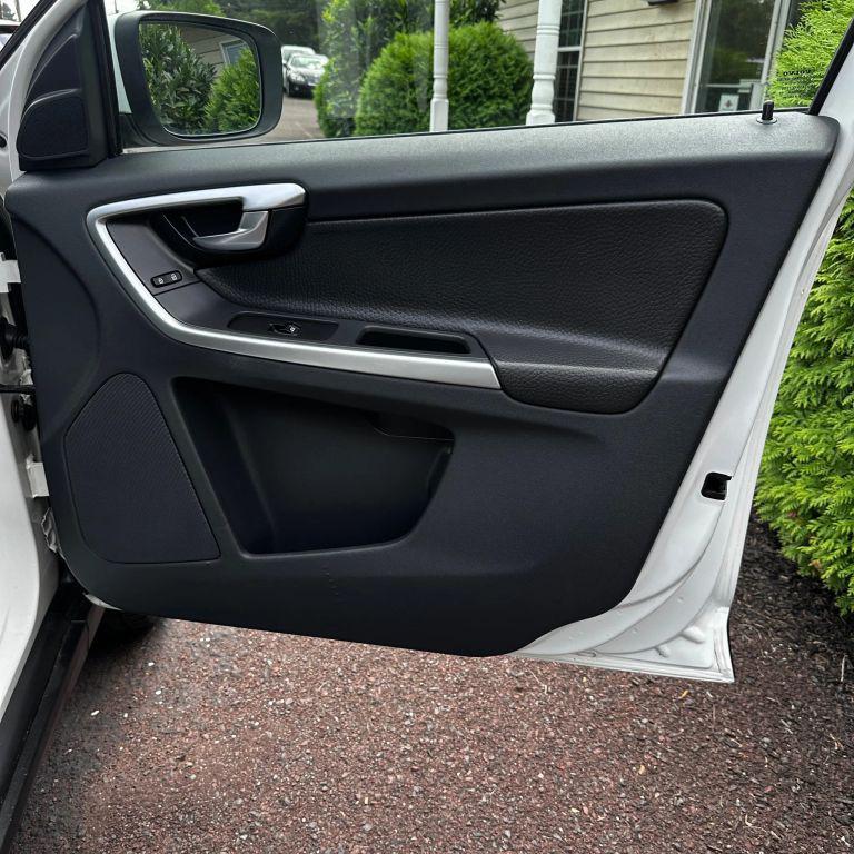 used 2010 Volvo XC60 car, priced at $6,900