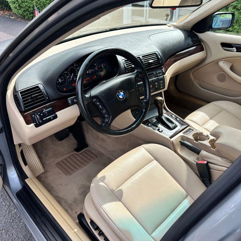 used 2005 BMW 325 car, priced at $5,800