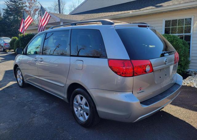 used 2009 Toyota Sienna car, priced at $4,800