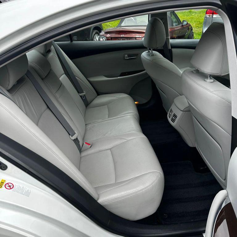 used 2011 Lexus ES 350 car, priced at $8,900