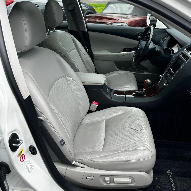 used 2011 Lexus ES 350 car, priced at $8,900