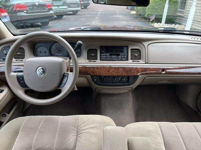 used 2005 Mercury Grand Marquis car, priced at $6,900