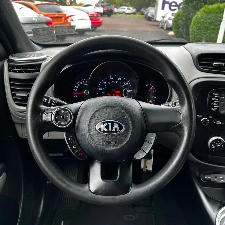 used 2015 Kia Soul car, priced at $5,900