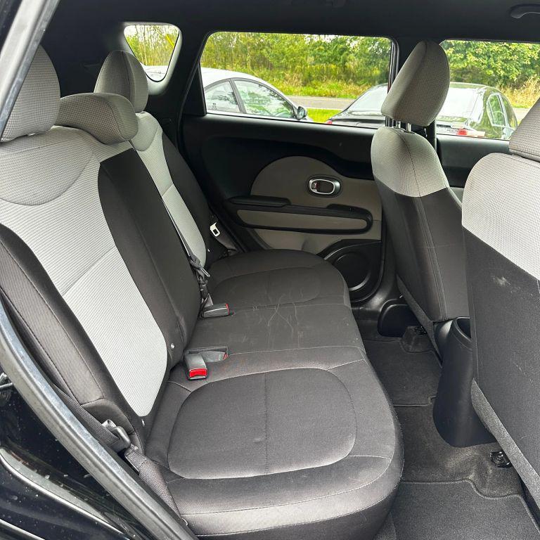 used 2015 Kia Soul car, priced at $5,900
