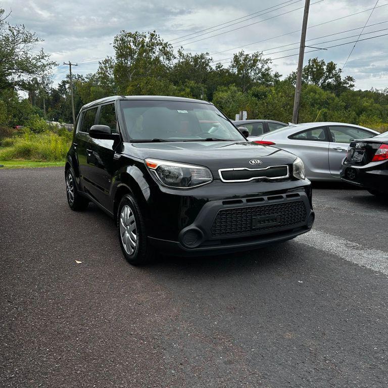 used 2015 Kia Soul car, priced at $5,900