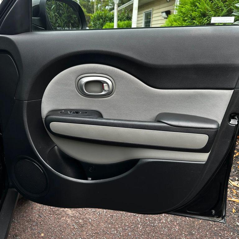 used 2015 Kia Soul car, priced at $5,900