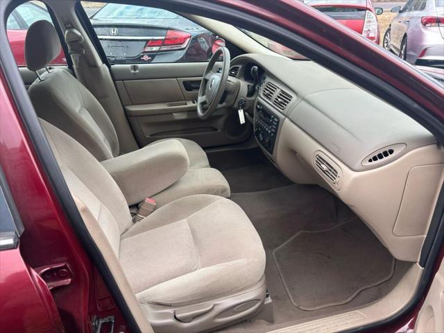 used 2004 Mercury Sable car, priced at $3,200