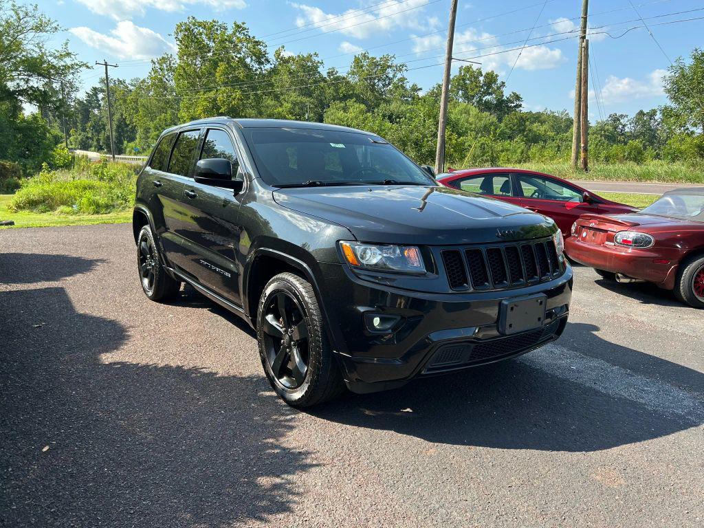 used 2015 Jeep Grand Cherokee car, priced at $14,400