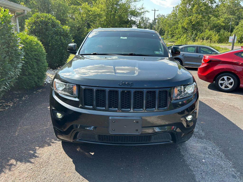 used 2015 Jeep Grand Cherokee car, priced at $14,400