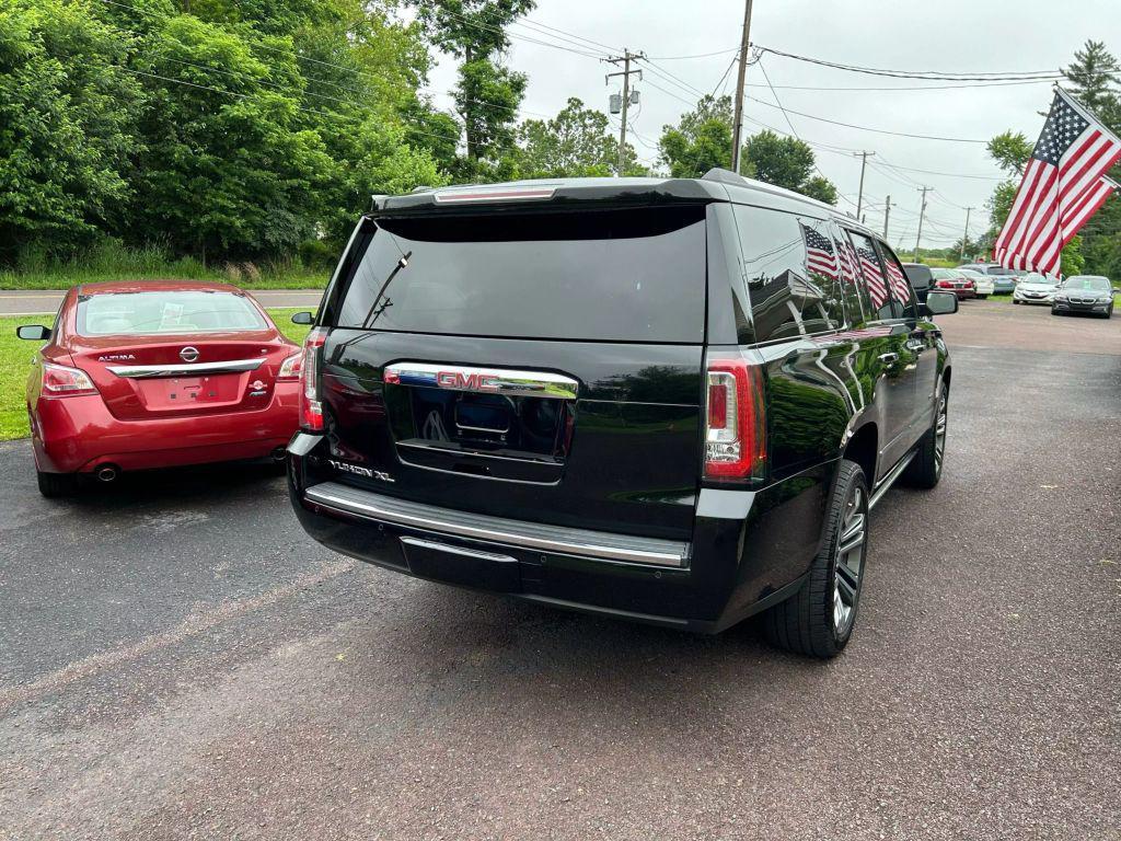 used 2018 GMC Yukon XL car, priced at $21,900