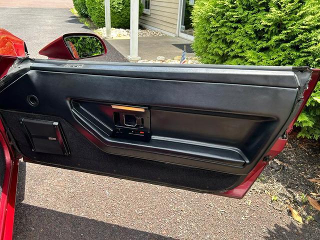 used 1989 Chevrolet Corvette car, priced at $8,900