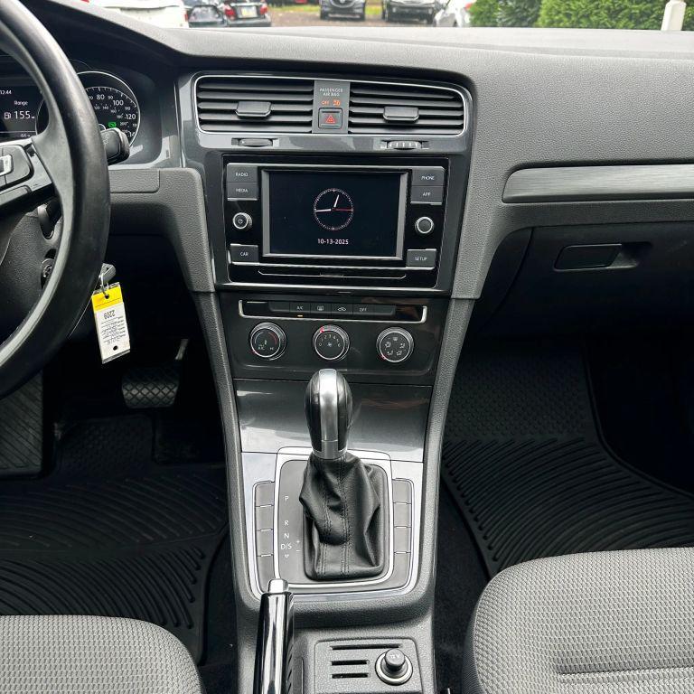 used 2018 Volkswagen Golf SportWagen car, priced at $10,900