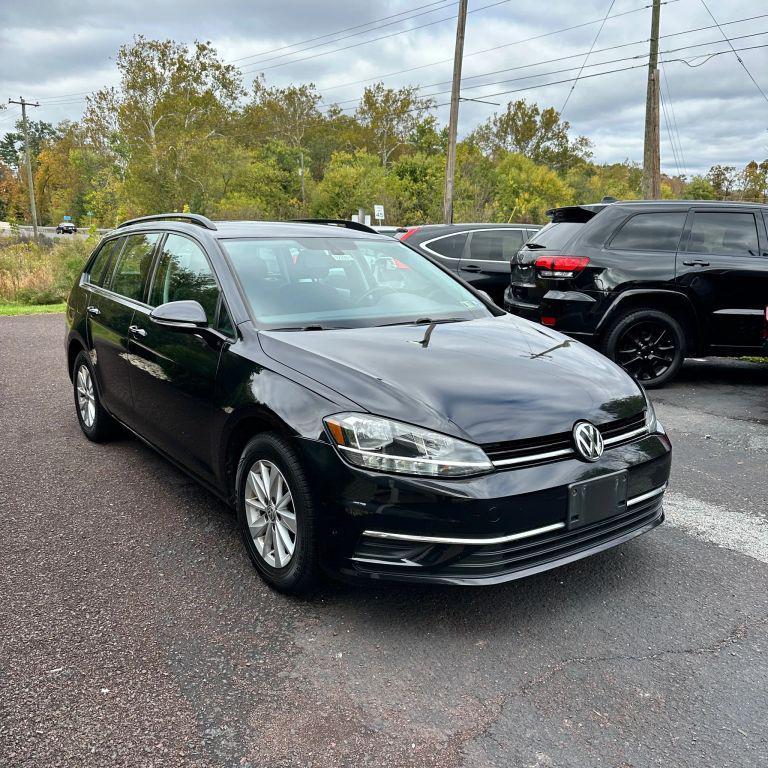 used 2018 Volkswagen Golf SportWagen car, priced at $10,900