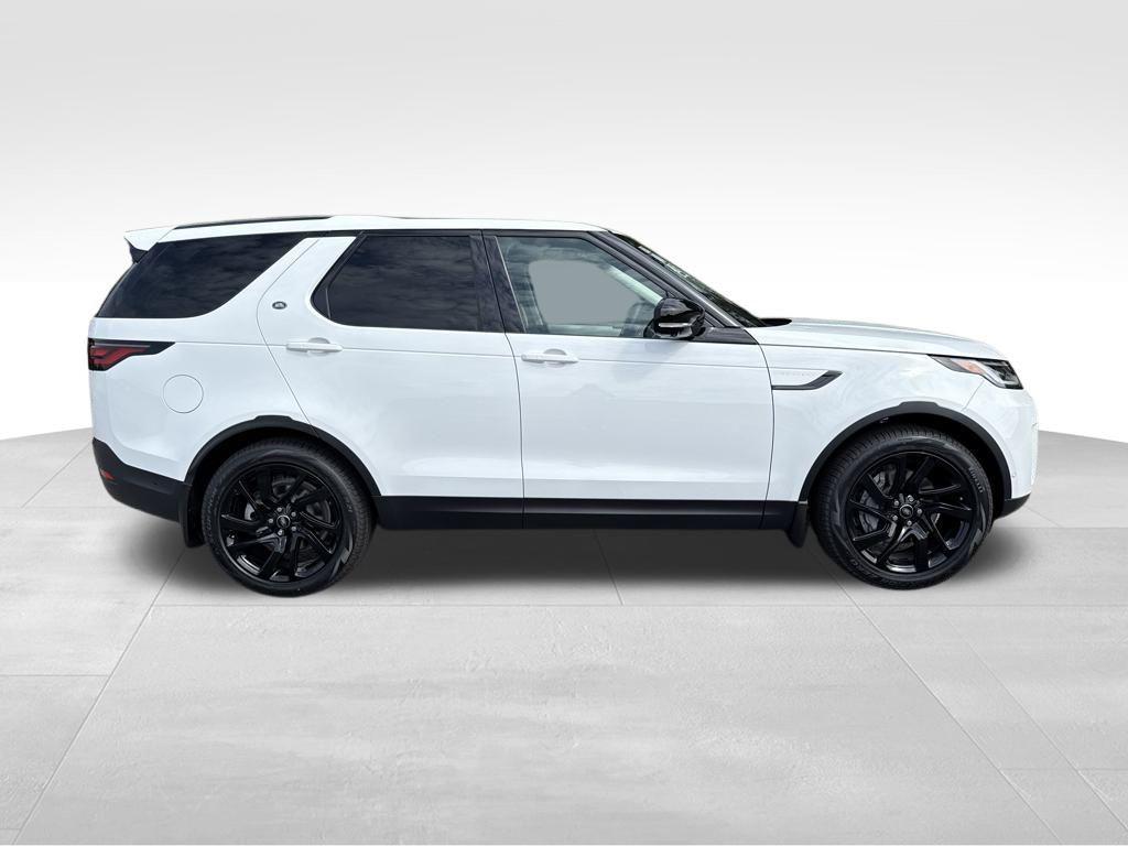 new 2025 Land Rover Discovery car, priced at $66,593