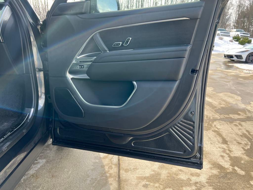 new 2025 Land Rover Range Rover car, priced at $125,560