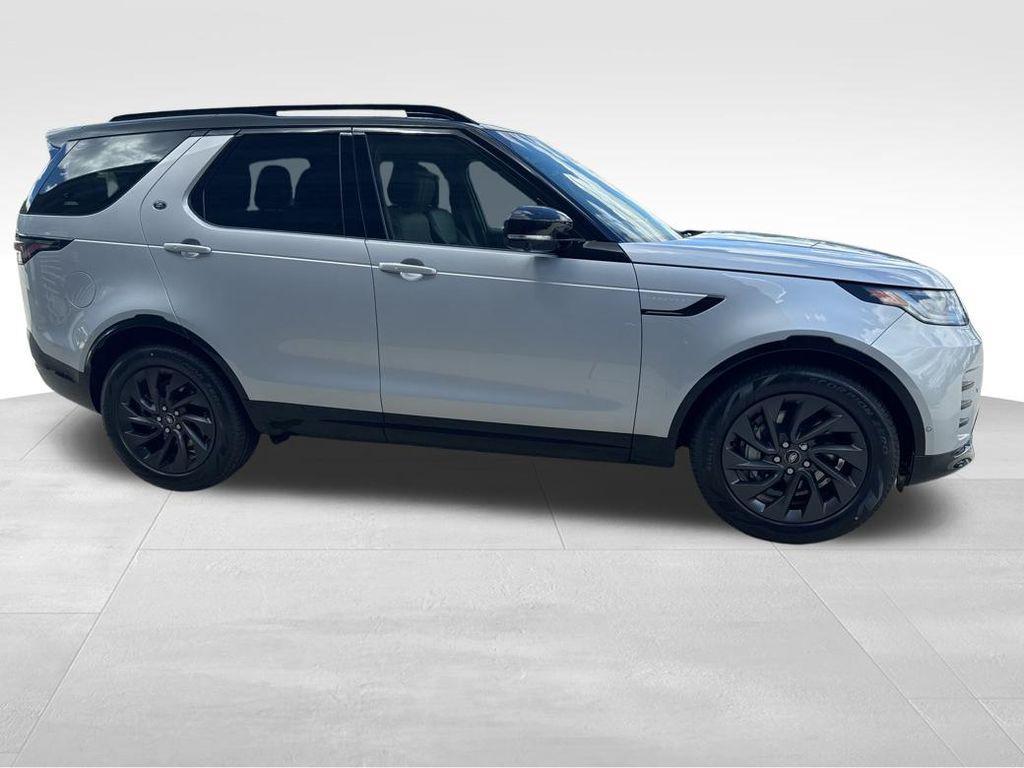 new 2024 Land Rover Discovery car, priced at $63,208