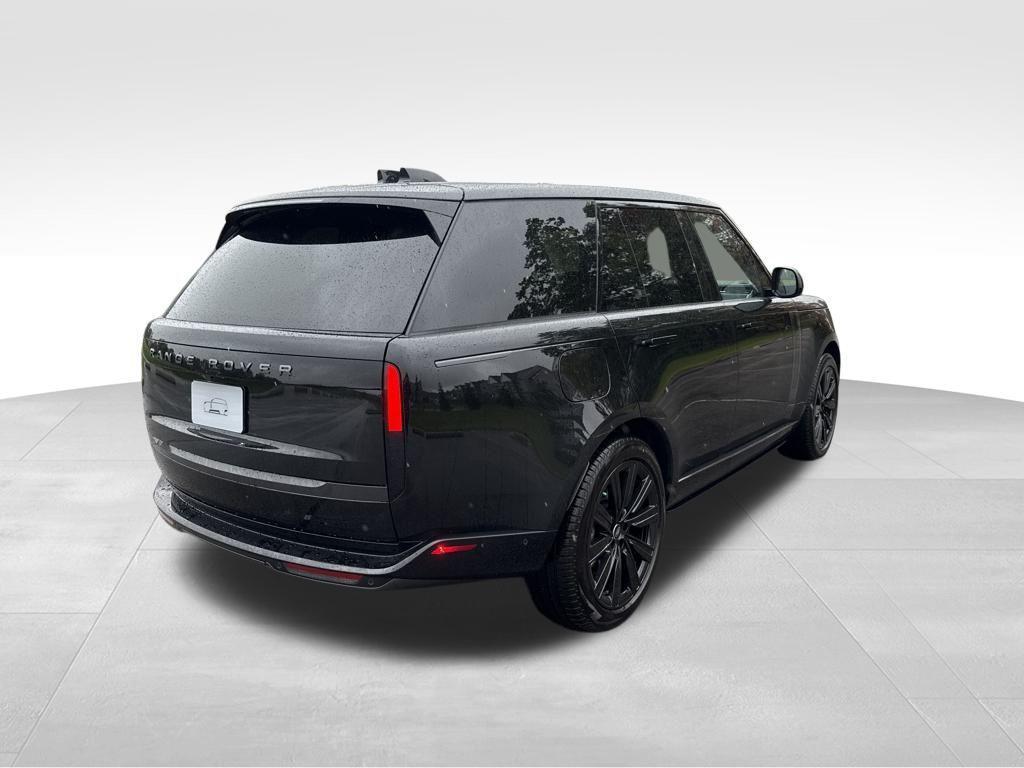 new 2025 Land Rover Range Rover car, priced at $141,535