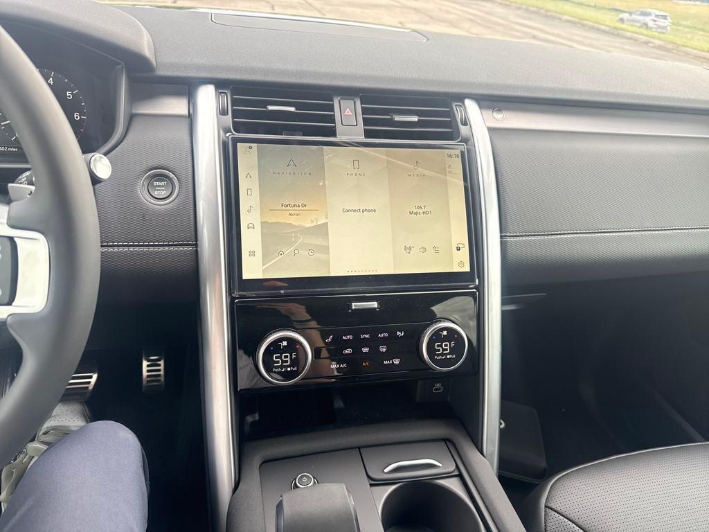 new 2025 Land Rover Discovery car, priced at $76,203