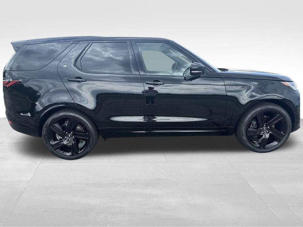 new 2025 Land Rover Discovery car, priced at $76,203