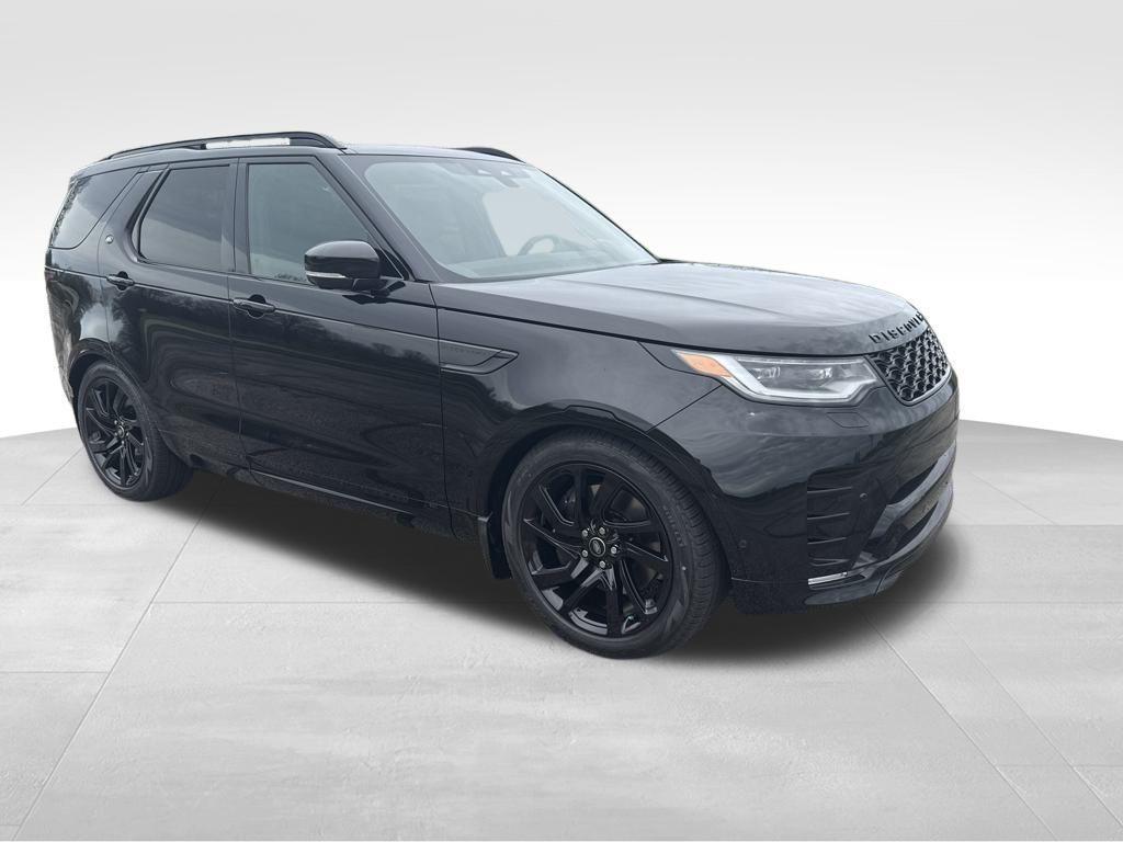 new 2025 Land Rover Discovery car, priced at $79,918