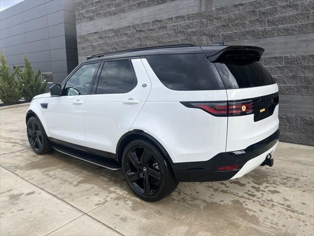 new 2025 Land Rover Discovery car, priced at $80,525