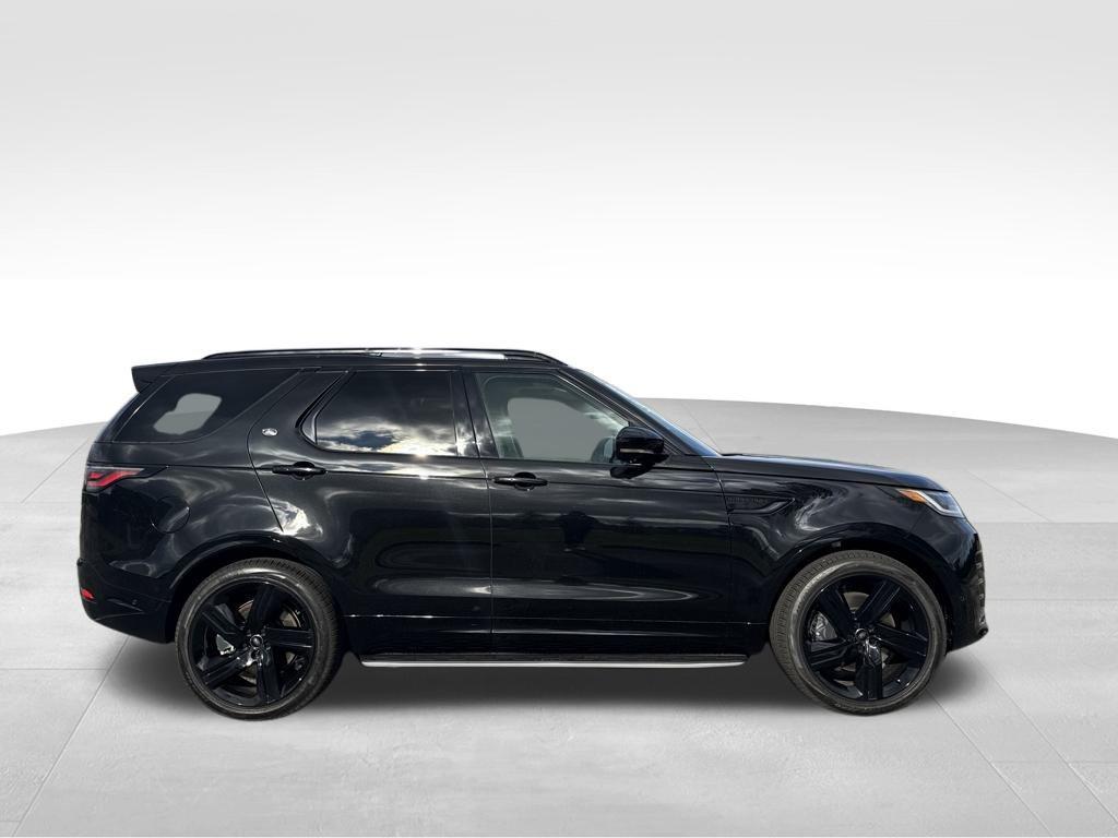 new 2026 Land Rover Discovery car, priced at $81,681