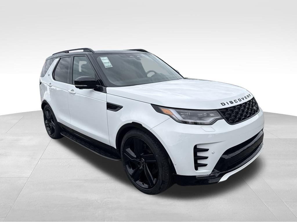 new 2025 Land Rover Discovery car, priced at $70,525