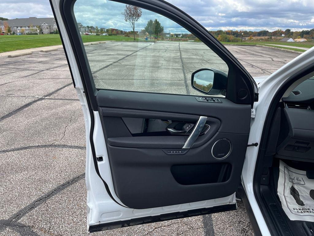 new 2025 Land Rover Discovery Sport car, priced at $43,258