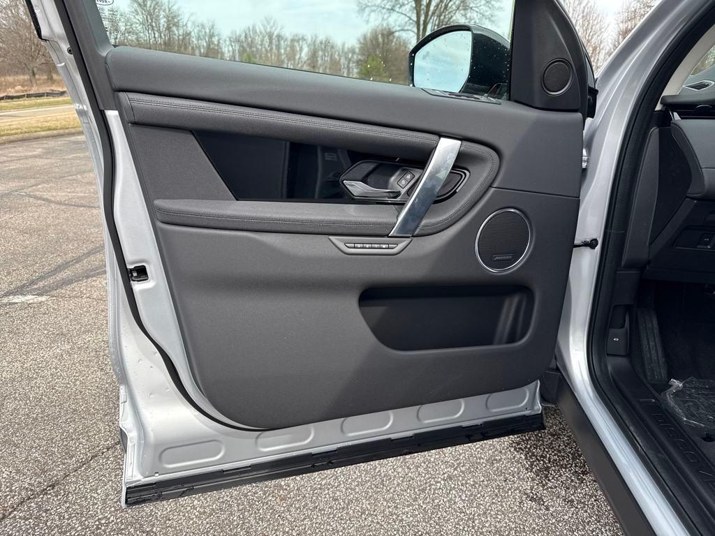 new 2025 Land Rover Discovery Sport car, priced at $44,208