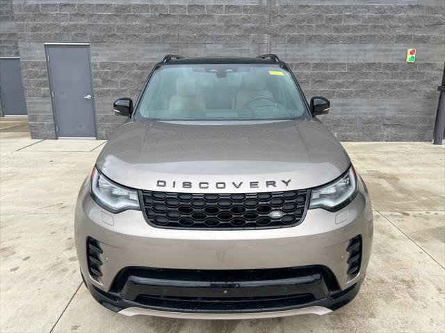 new 2024 Land Rover Discovery car, priced at $77,923