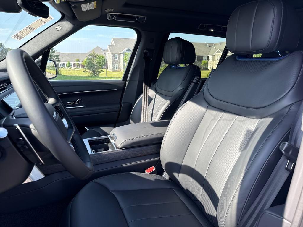 new 2025 Land Rover Range Rover car, priced at $131,730