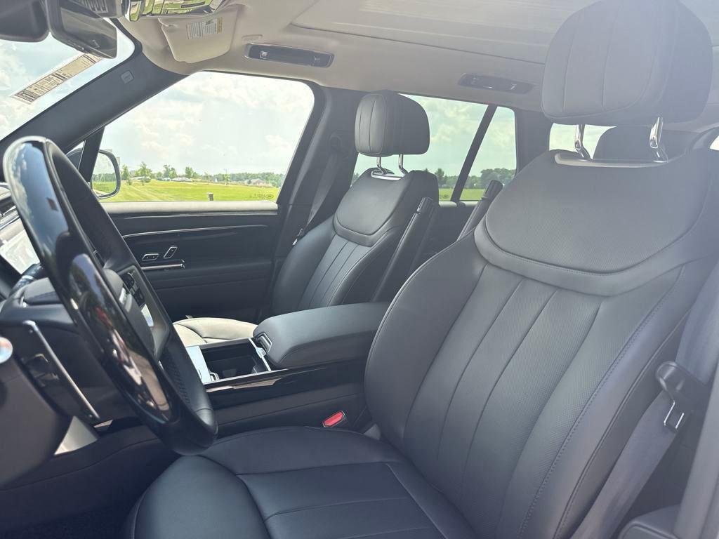 new 2025 Land Rover Range Rover car, priced at $122,580