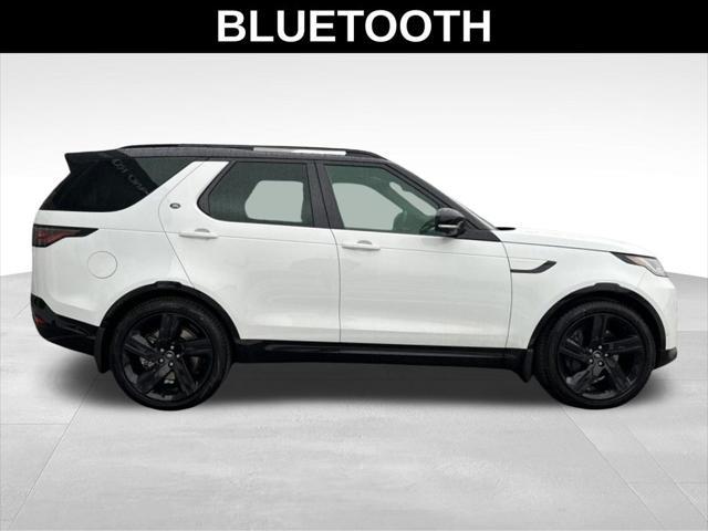 new 2024 Land Rover Discovery car, priced at $69,458