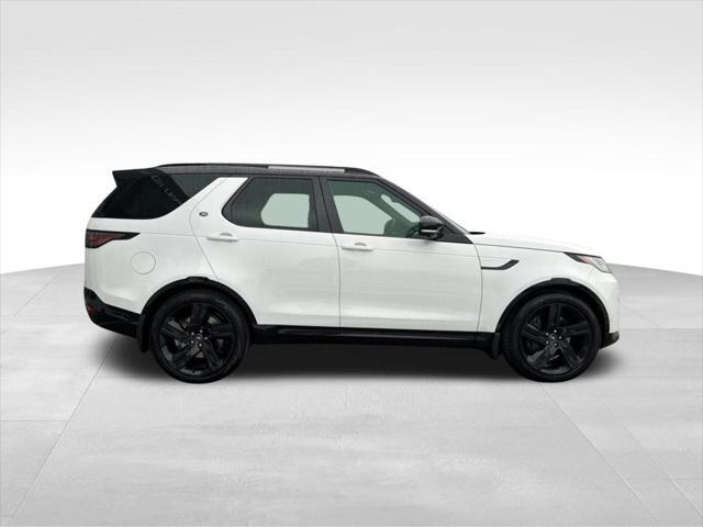 new 2024 Land Rover Discovery car, priced at $71,458