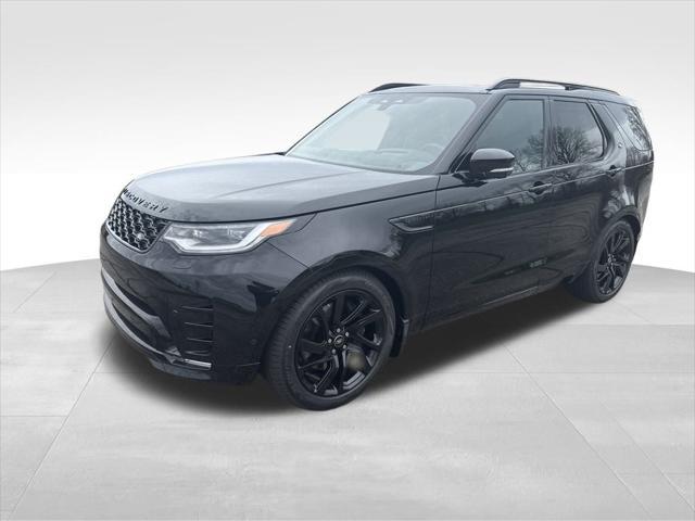 new 2025 Land Rover Discovery car, priced at $79,918