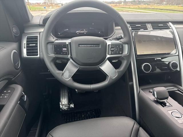 new 2025 Land Rover Discovery car, priced at $79,918
