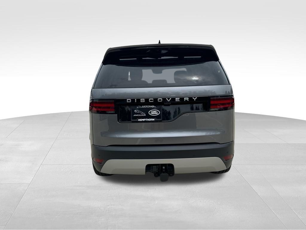 new 2024 Land Rover Discovery car, priced at $58,558