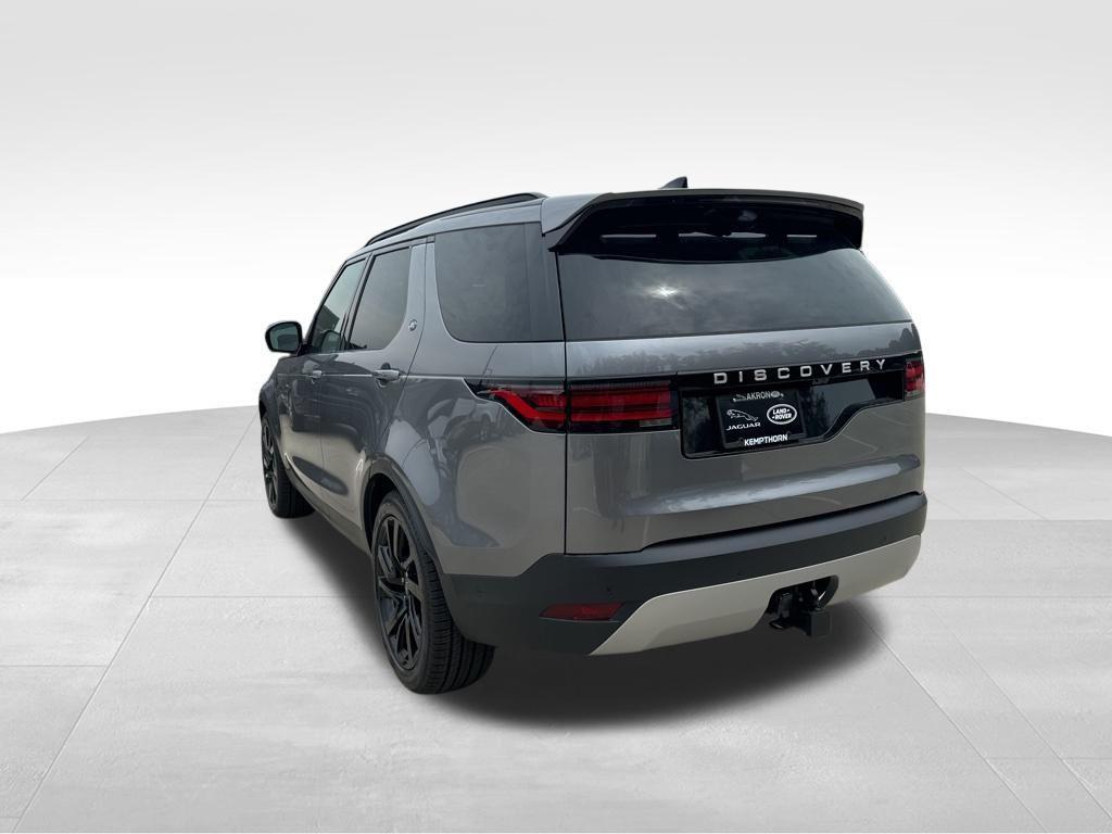 new 2024 Land Rover Discovery car, priced at $58,558