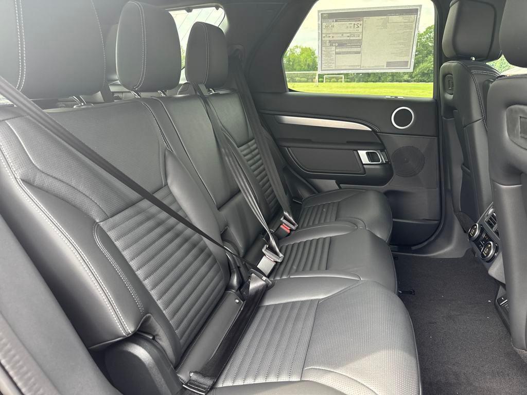 new 2025 Land Rover Discovery car, priced at $71,103