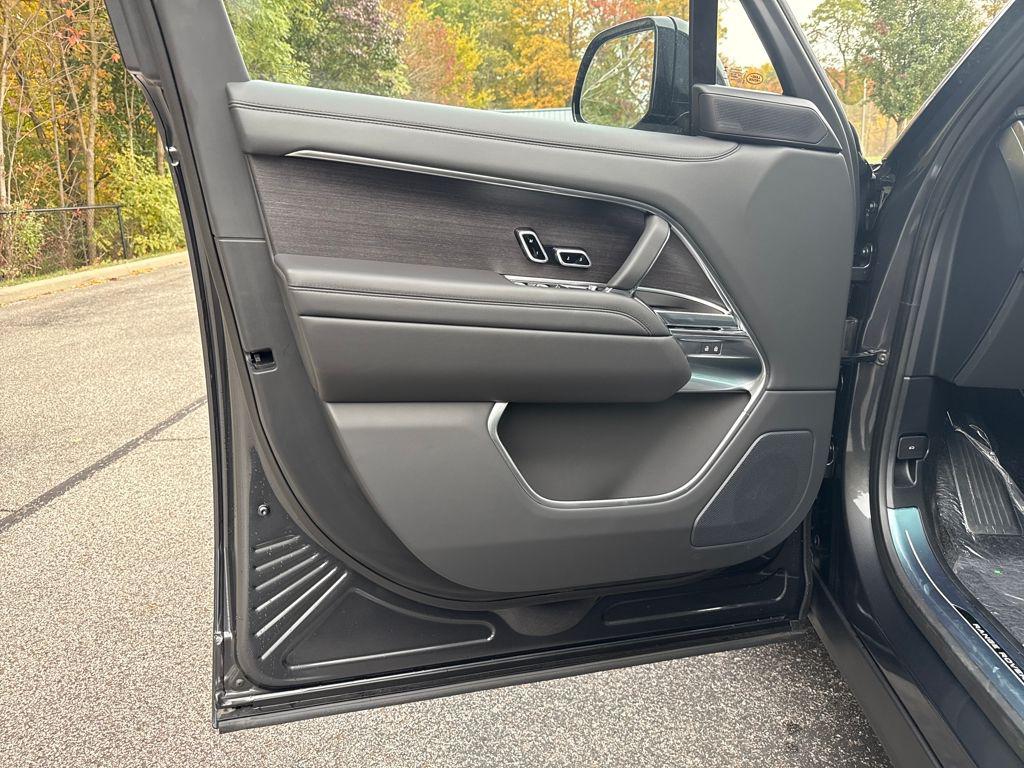 new 2025 Land Rover Range Rover car, priced at $134,020