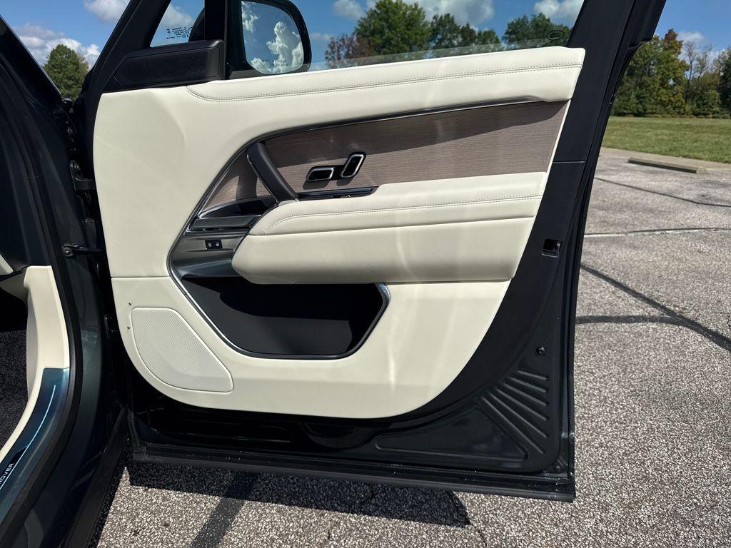 new 2025 Land Rover Range Rover car, priced at $126,355