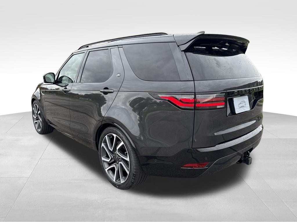 new 2024 Land Rover Discovery car, priced at $72,968